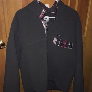 Southern proper pullover